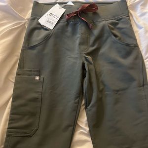 XXS Figs Kade Bonsai NWT